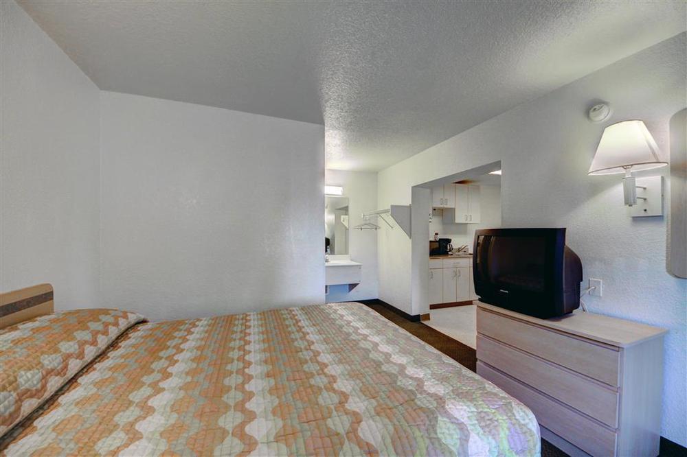 6 Midwest City, Ok -