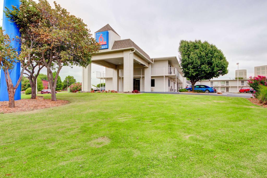 6 Midwest City, Ok - Hotel Oklahoma City